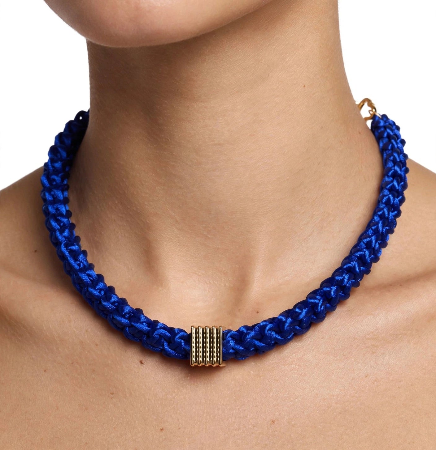Collar Tejido Azul