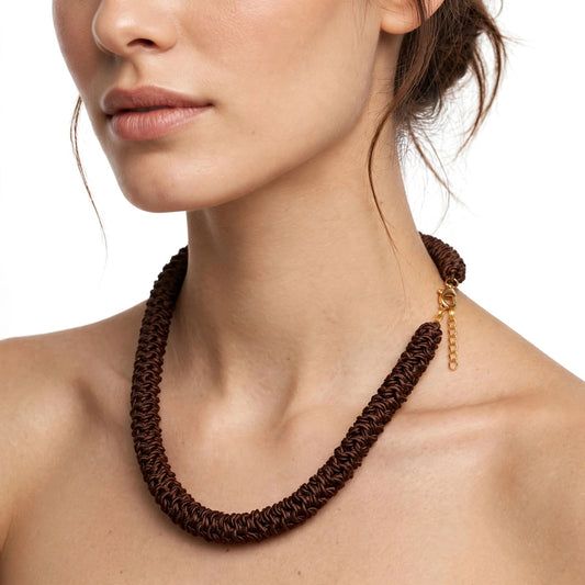 Collar Cordón Tejido