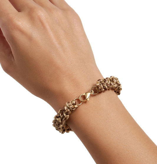Pulsera Tejida Dorada