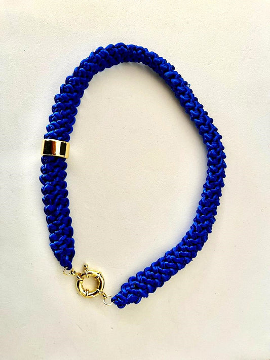 Collar Tejido Azul