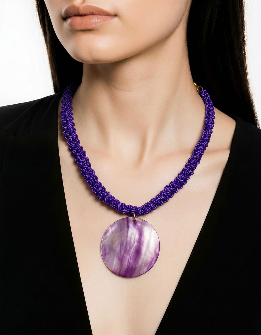 Collar Tejido Violeta