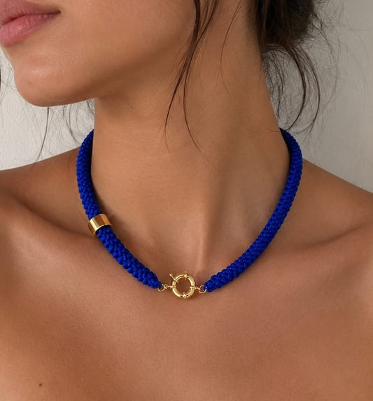 Collar Tejido Azul